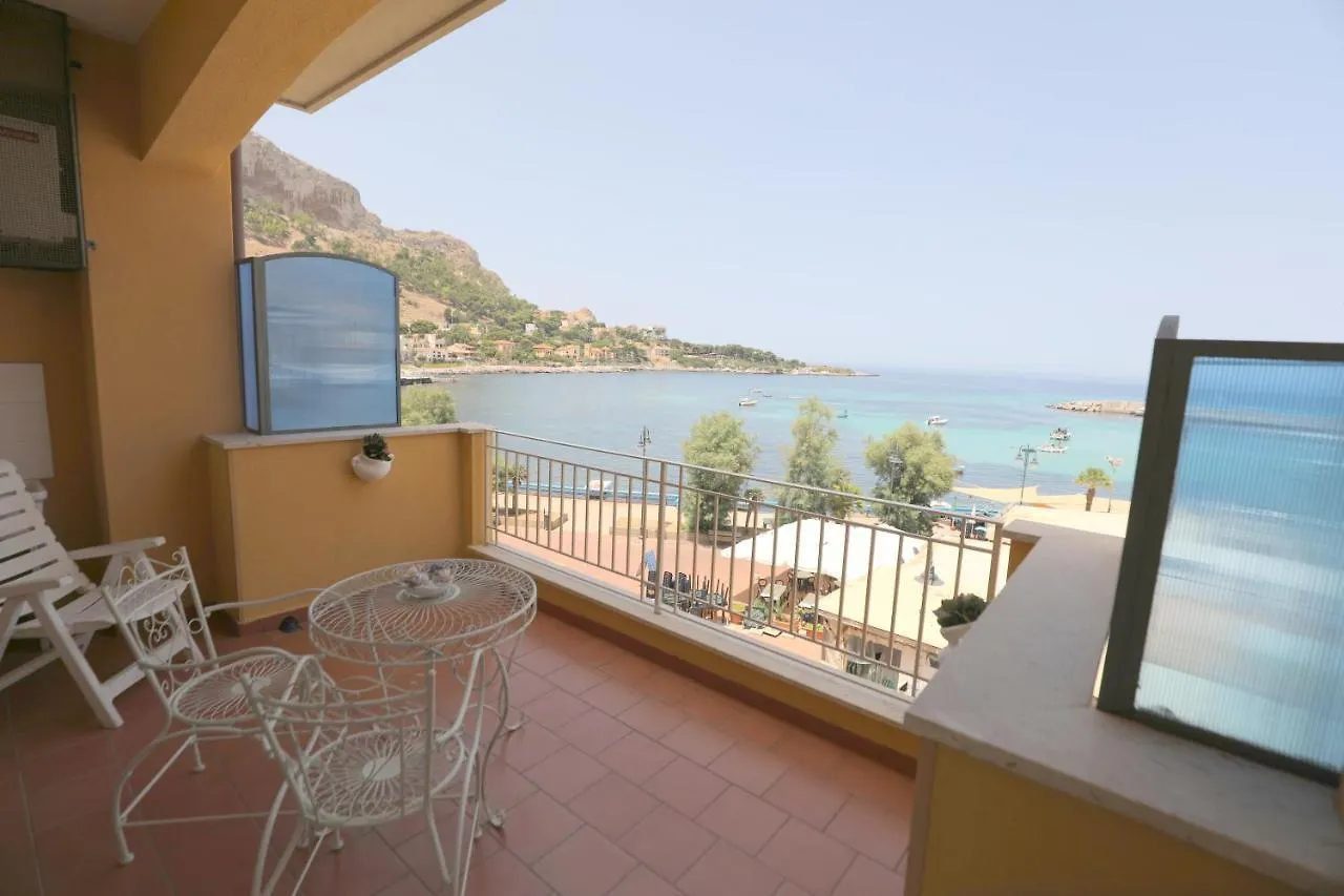 Palermo Mare Holidays Sferracavallo