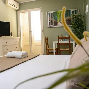 2* Pensión House Orlando