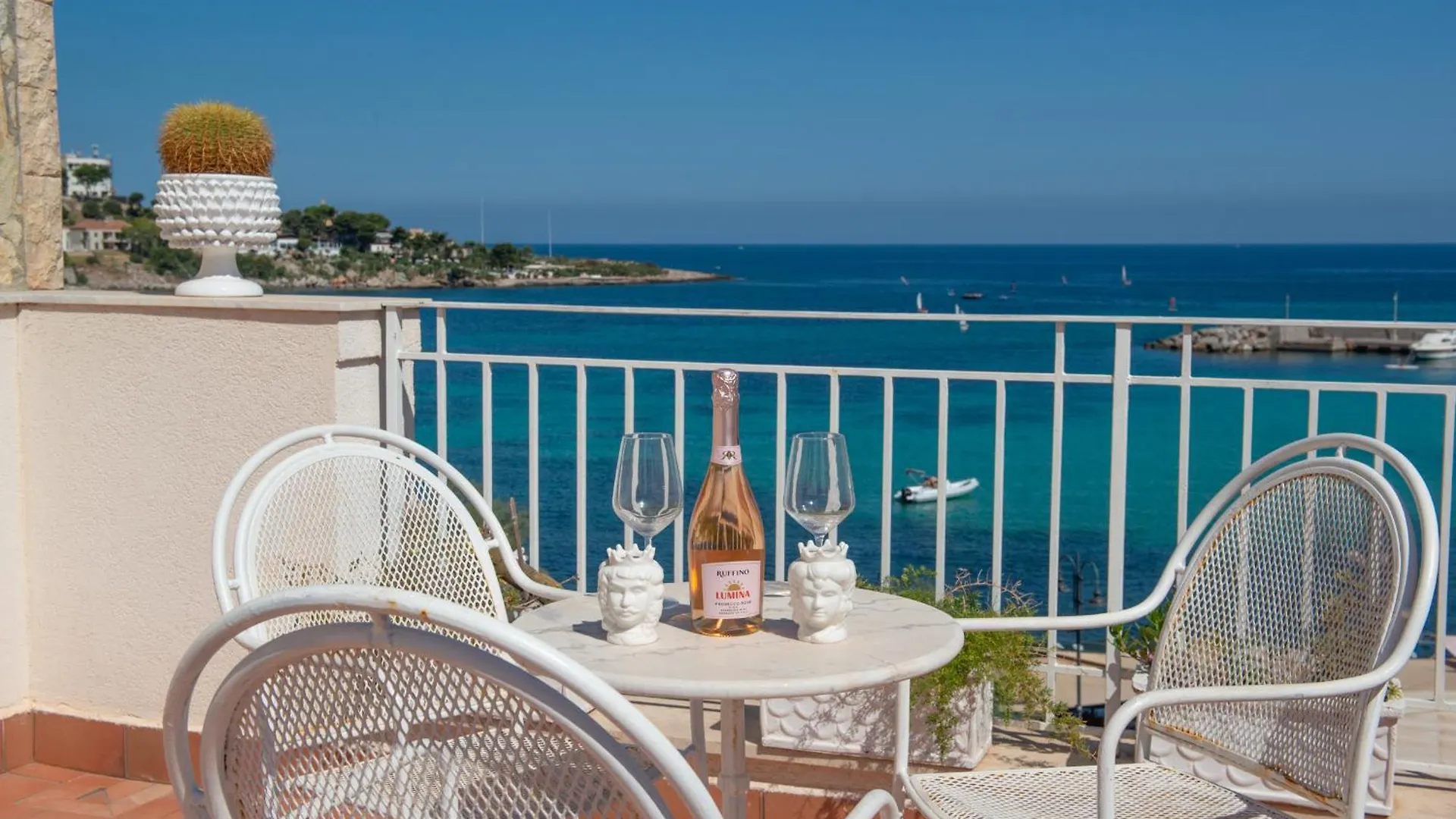 Palermo Mare Holidays Sferracavallo 0*,  Italy